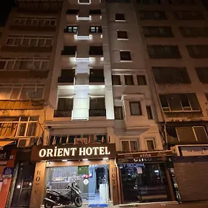 oteli̇ zi̇yaret edi̇n
